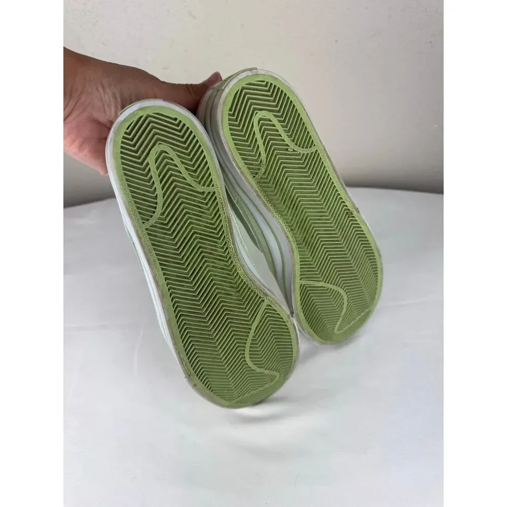 Nike Court Legacy Sneakers in Honeydew Color Juniors size 6.5